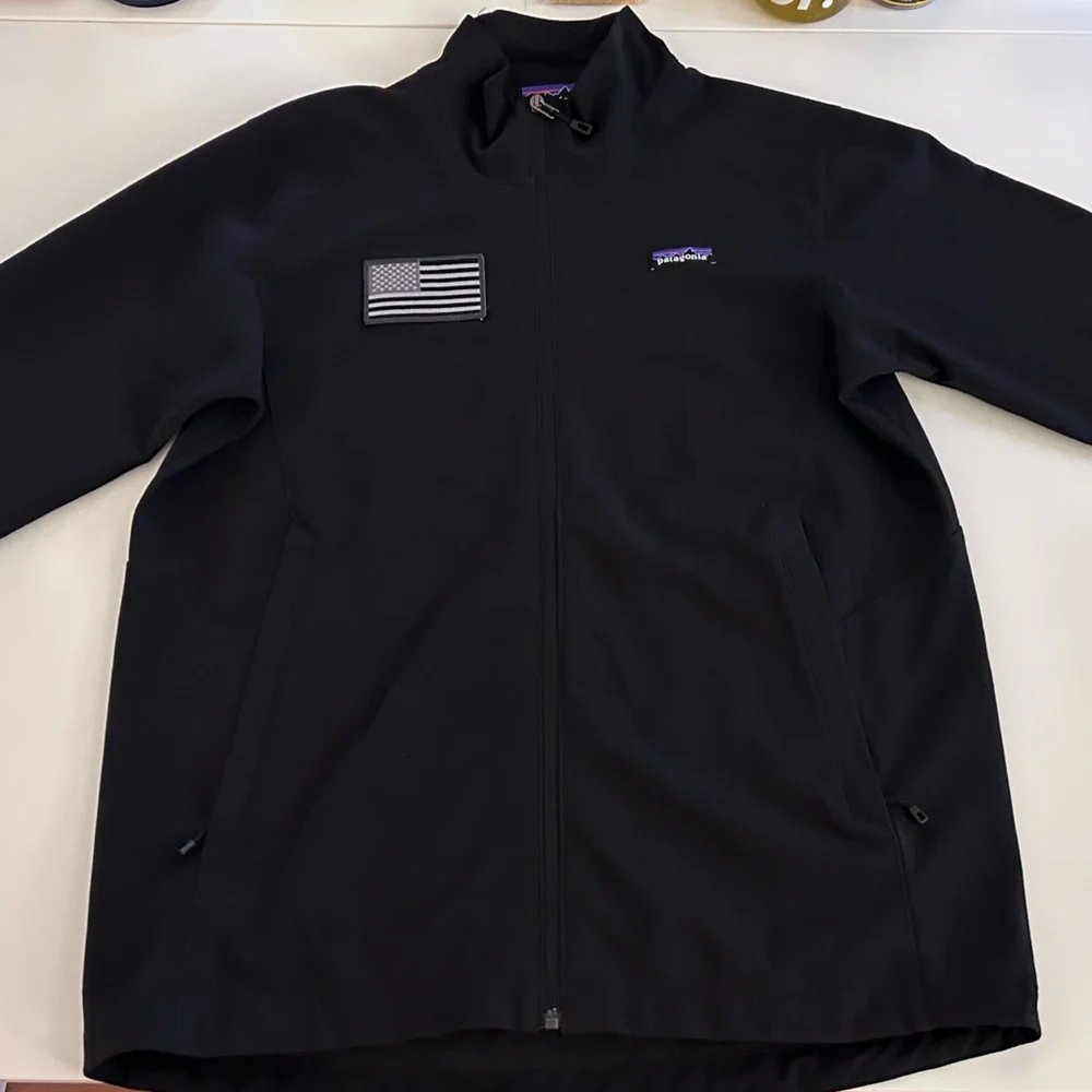 Patagonia Black Jacket - Picture 3 of 5